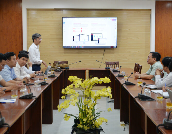 PTIT Strengthened Partnership with Thu Dau Mot University on Digital Transformation