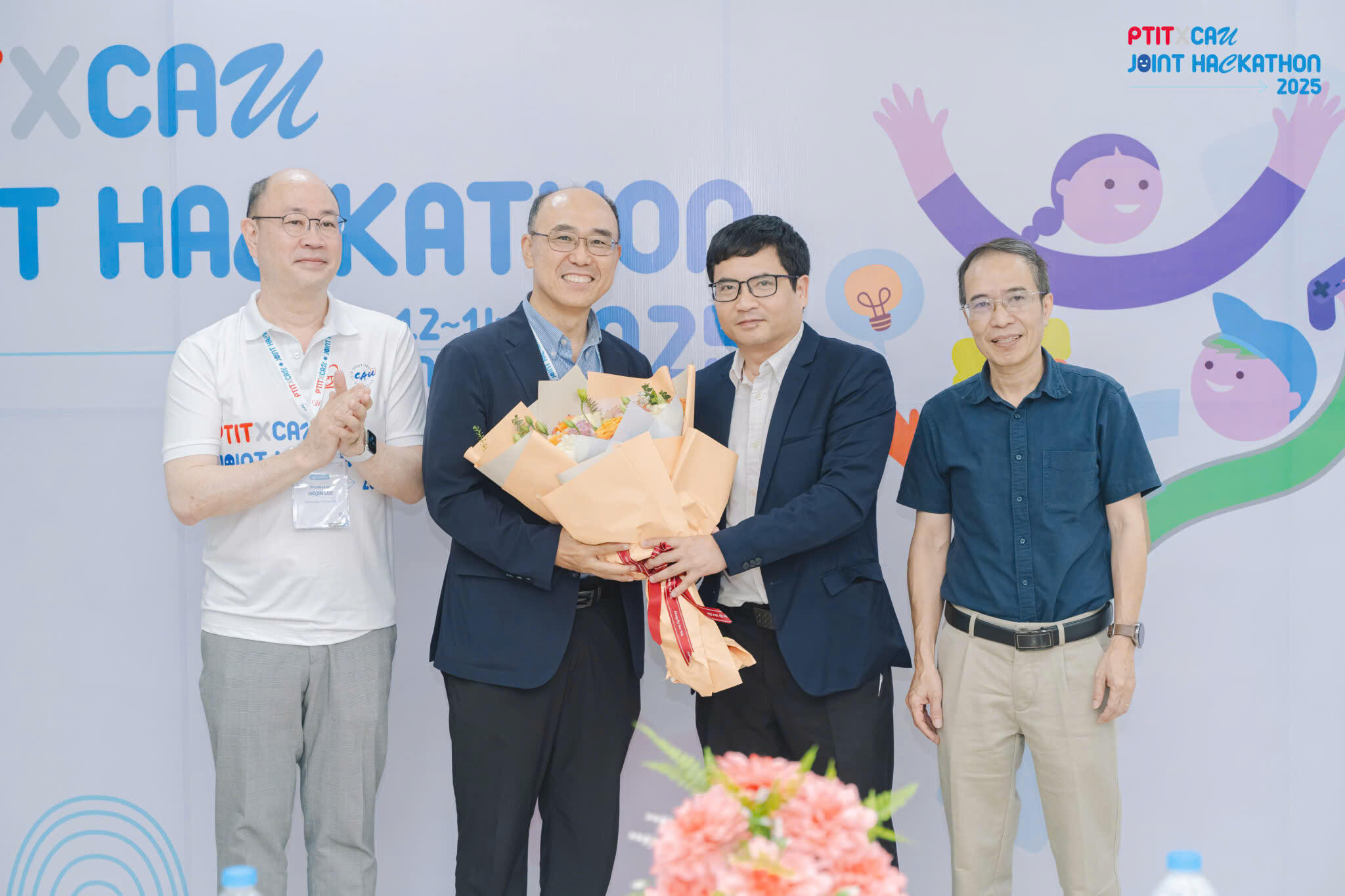 PTIT and Chung Ang University co-organised “PTIT-CAU Joint Hackathon 2025”
