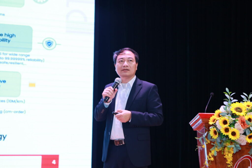Assoc. Prof. Dang The Ngoc - Vice Dean of Telecommunications Engineering Faculty 1, Research Director of Australia-Vietnam Strategic Technologies Center, Head of WiSA Lab PTIT.