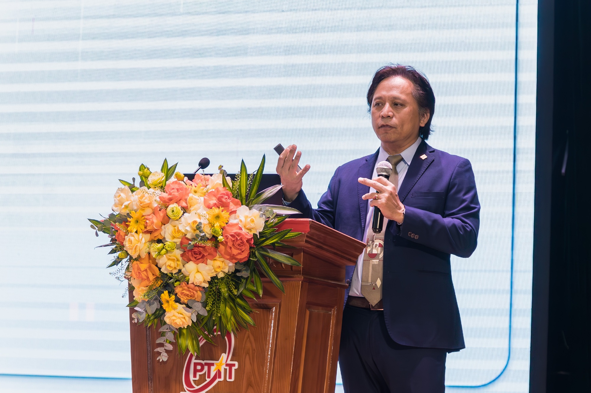 Massachusetts Institute of Technology’s professor at PTIT; Unlocking the Future of Connectivity by Prof. Moe Z. Win: Explores the “Quantum Nexus” at ICOIN 2026