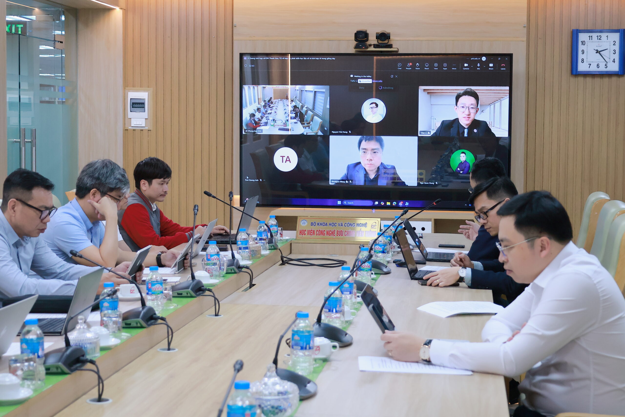 PTIT làm việc trực tuyến với Đại học Thanh Hoa (Trung Quốc) – Thúc đẩy kết nối nhằm nâng cao hiệu quả ứng dụng AI vào đào tạo và nghiên cứu