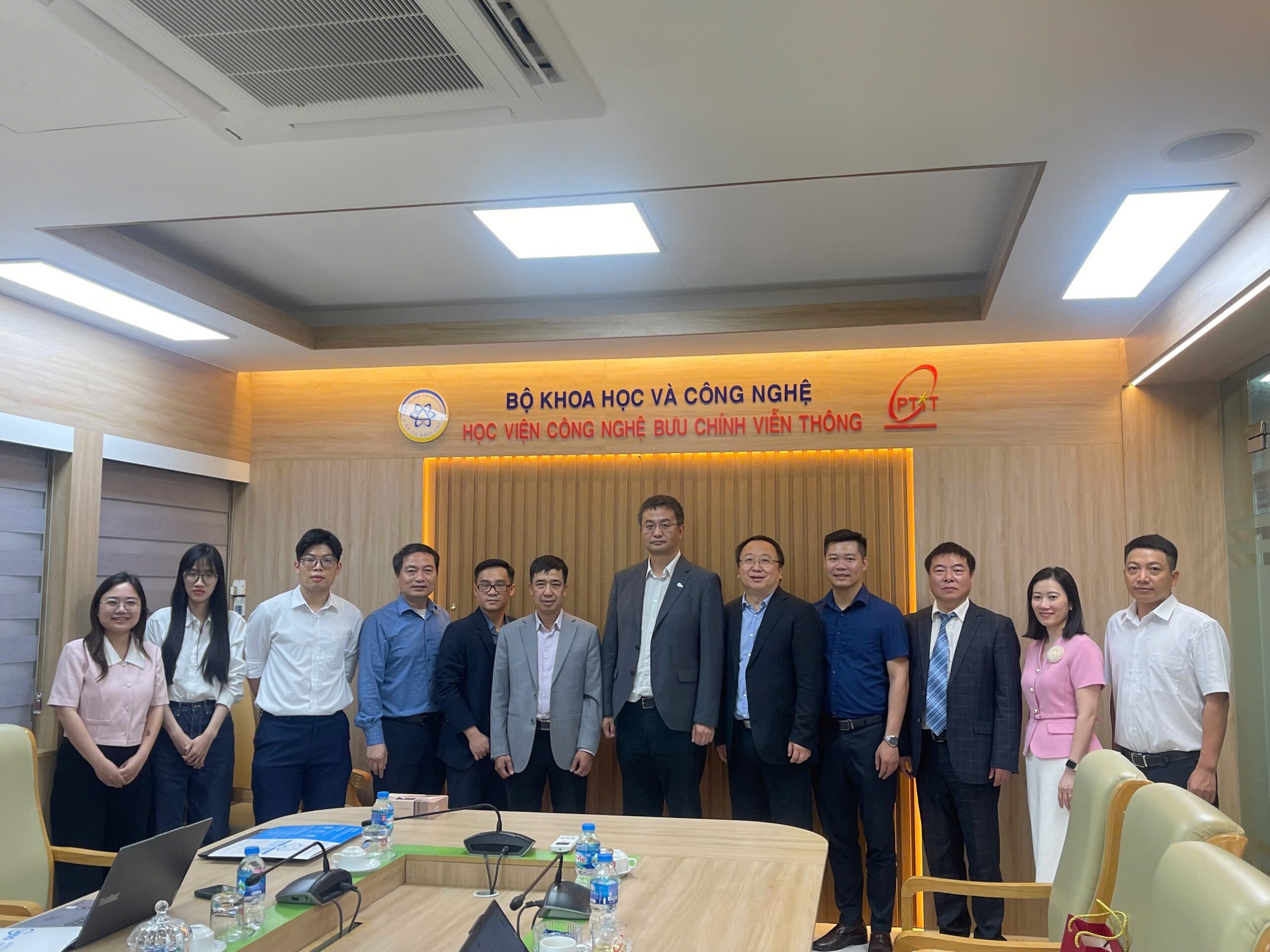 PTIT làm việc với Liên minh Ứng dụng WLAN Thế giới (WAA), mở rộng hợp tác trong lĩnh vực công nghệ mạng không dây