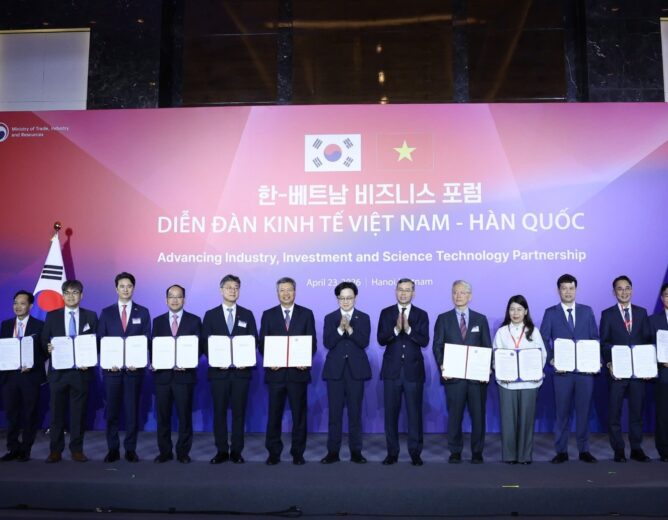 Học viện Công nghệ Bưu chính Viễn thông ký kết Biên bản ghi nhớ hợp tác với các đối tác Hàn Quốc