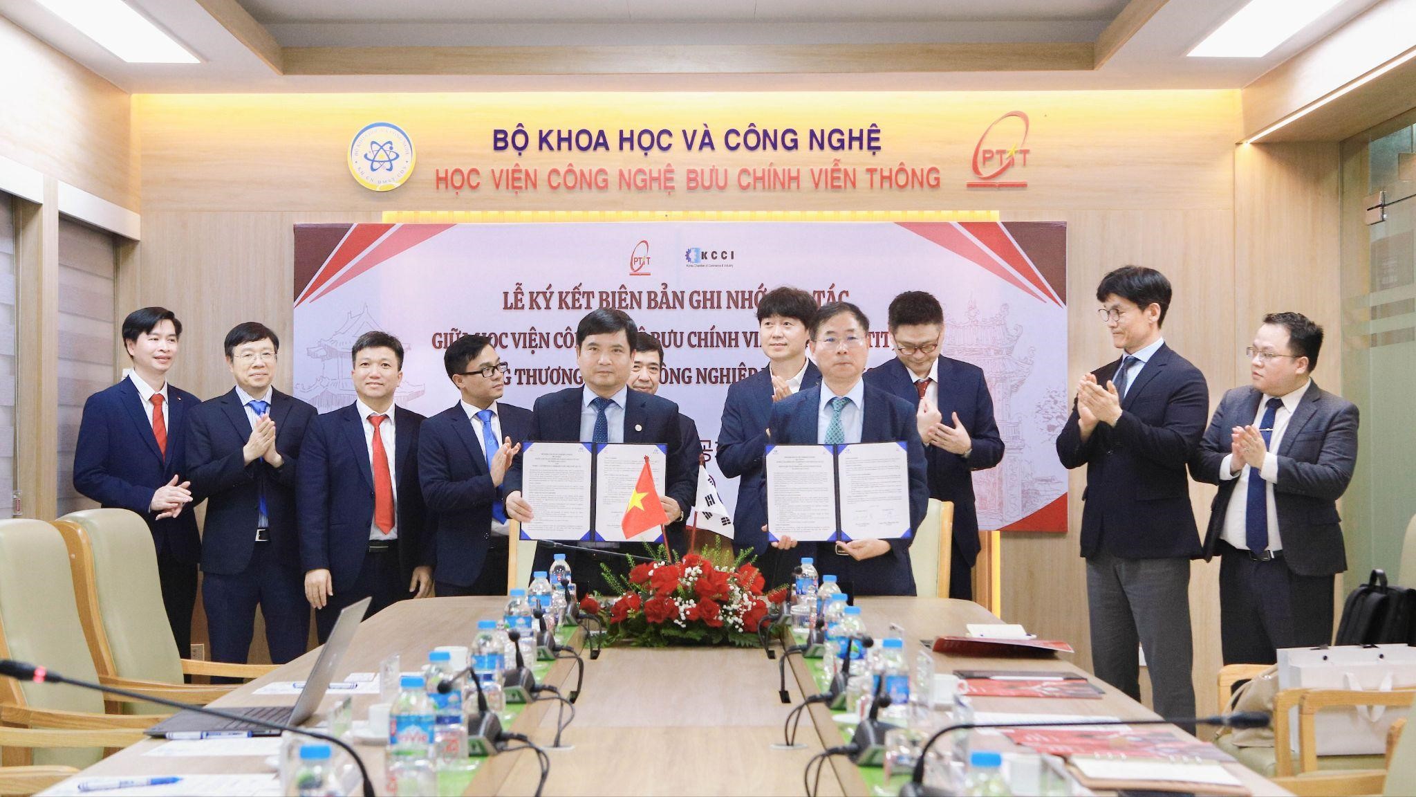 PTIT Signs Memorandum of Understanding with the Korea Chamber of Commerce and Industry (KCCI), Promoting the Development of High-Quality Technology Workforce