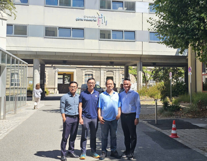 PTIT Strengthens Research Collaboration with Grenoble Alpes University in AI and Automation