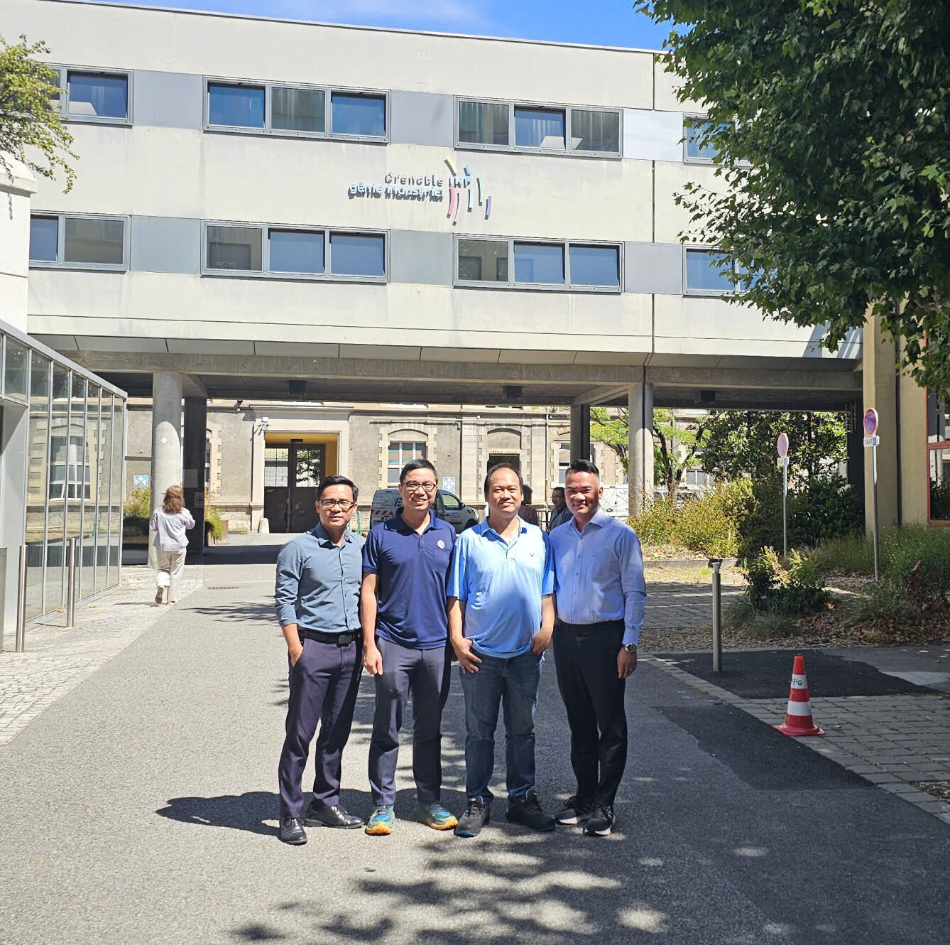 PTIT thúc đẩy hợp tác nghiên cứu với Đại học Grenoble Alpes trong lĩnh vực AI và tự động hóa