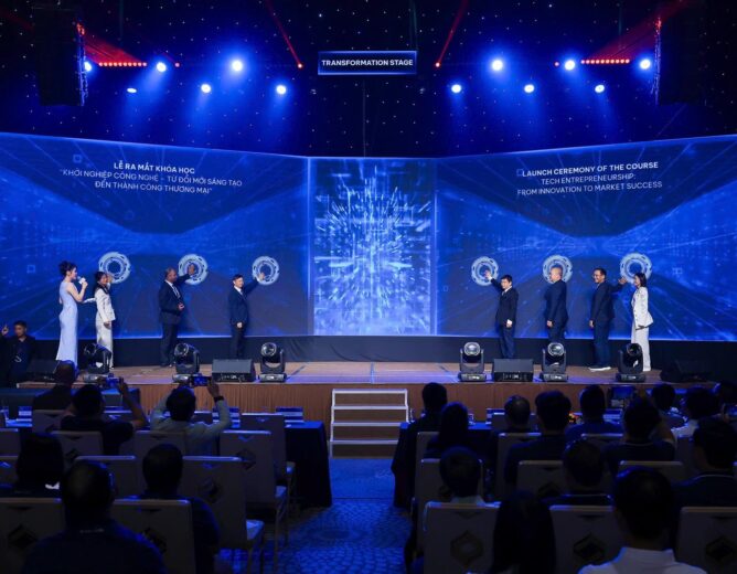 Học viện Công nghệ Bưu chính Viễn thông và Qualcomm mở rộng hợp tác, đưa đổi mới sáng tạo vào đào tạo