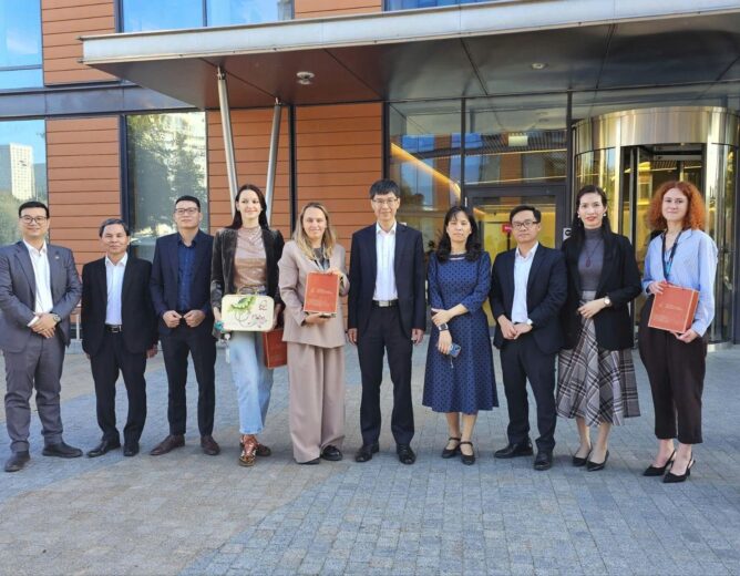 Học viện Công nghệ Bưu chính Viễn thông thúc đẩy hợp tác với Kaspersky trong đào tạo và nghiên cứu an toàn, an ninh mạng